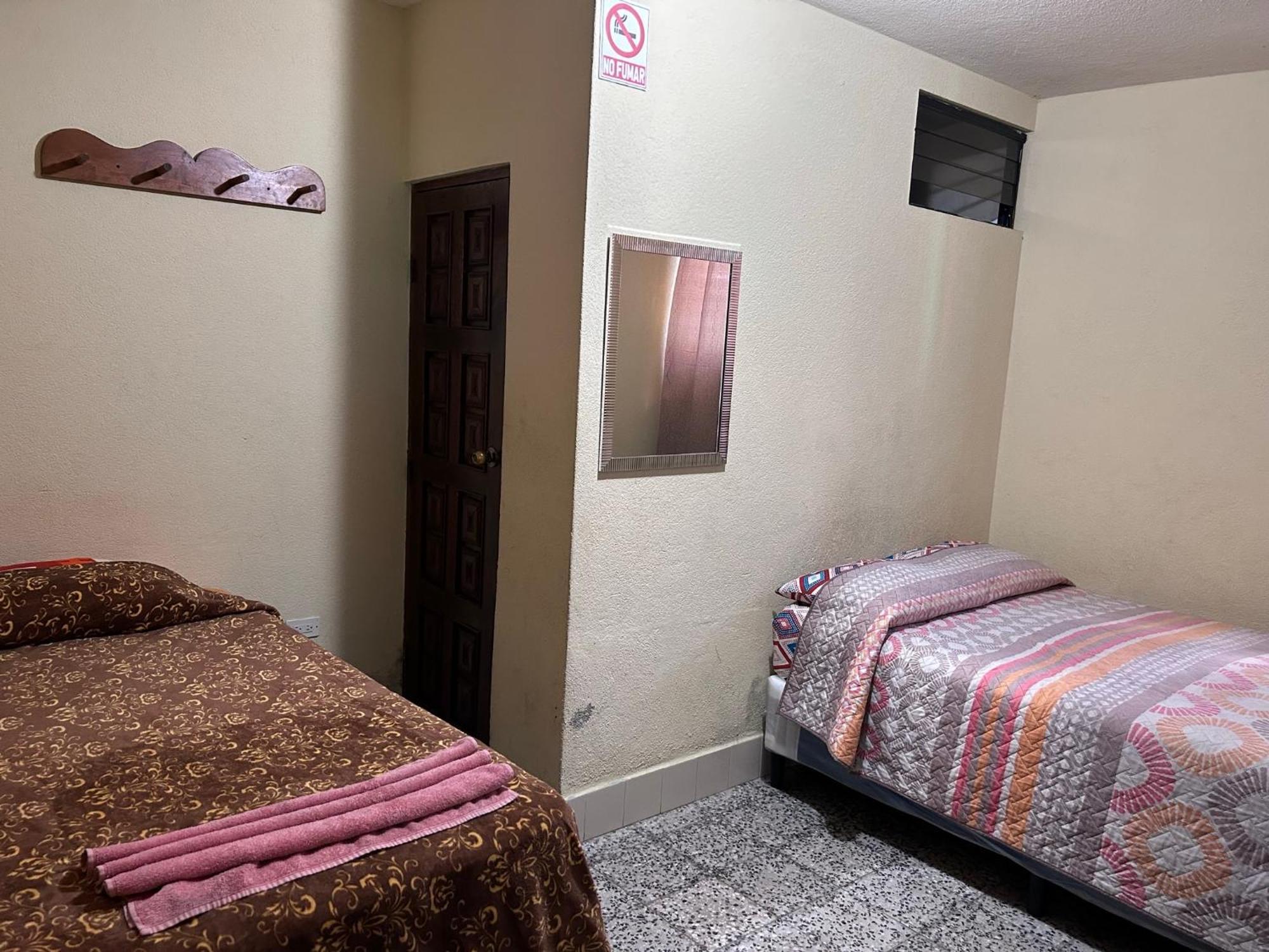 Hostal Sweet Dreams Panajachel Εξωτερικό φωτογραφία