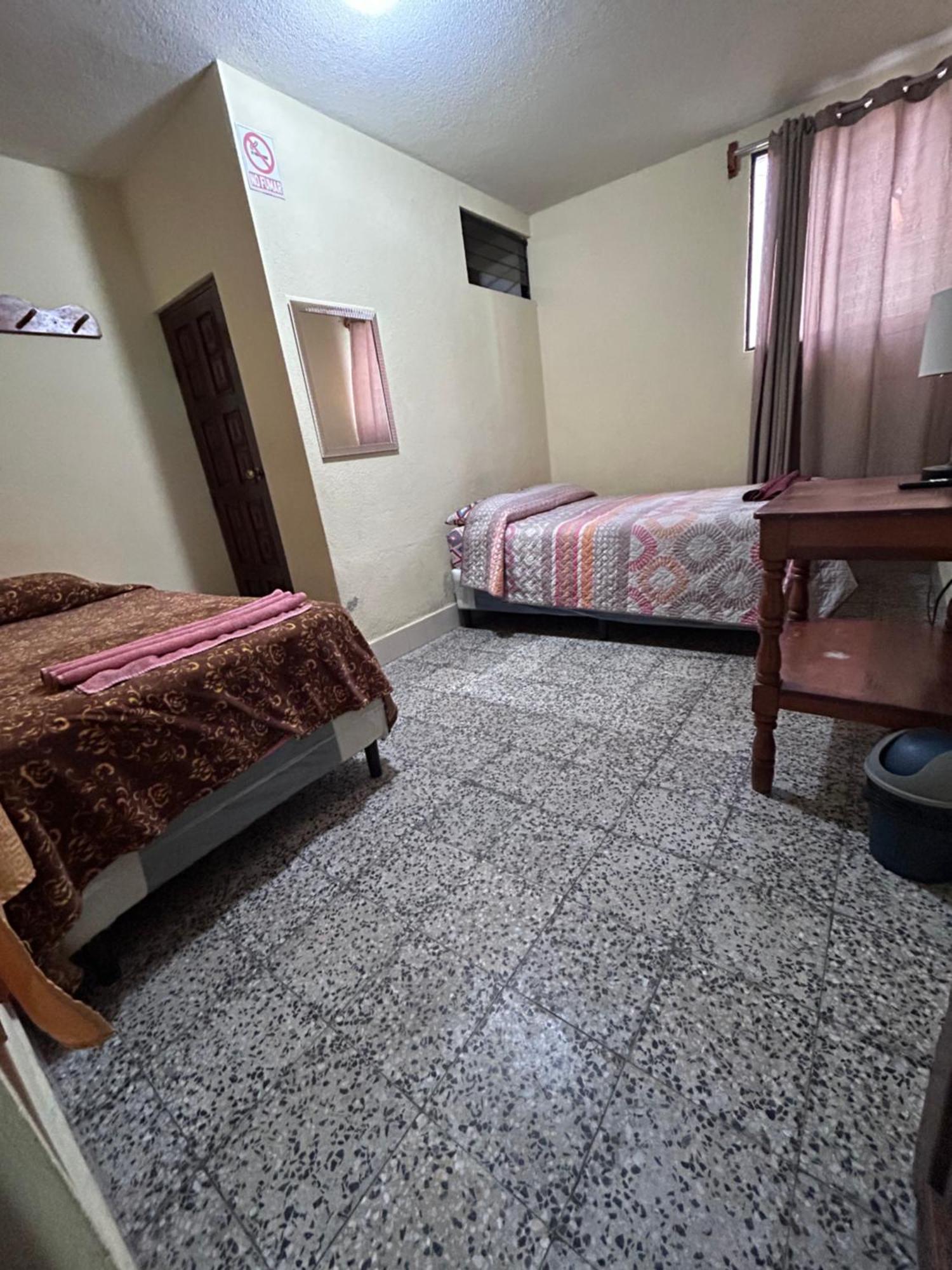 Hostal Sweet Dreams Panajachel Εξωτερικό φωτογραφία